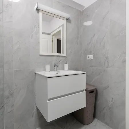 Urban Retreat 1bdr * Craiova